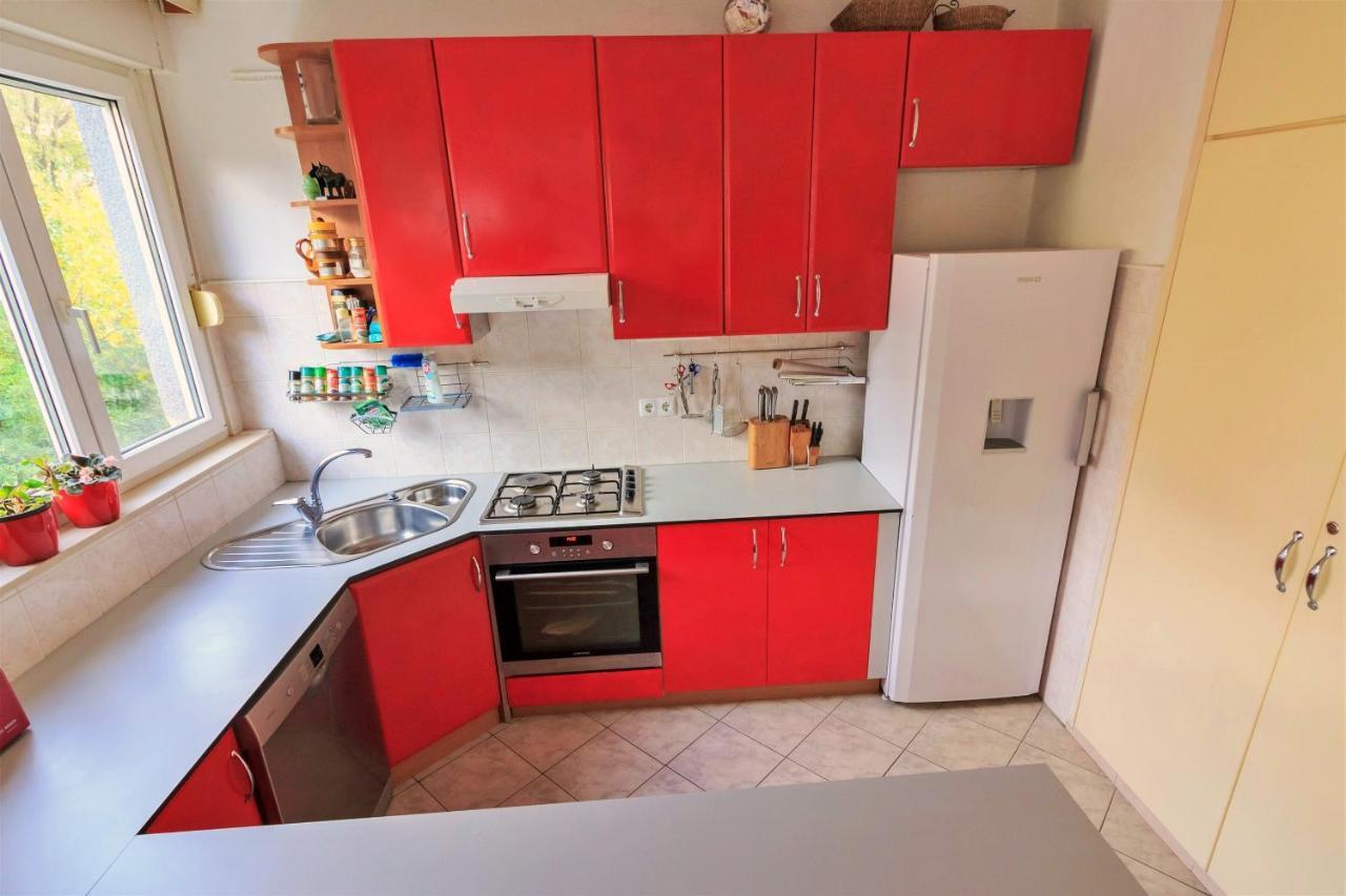 Apartment Anita Omiš Exterior foto